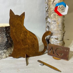 Chat Corten assis a piquer ou poser 