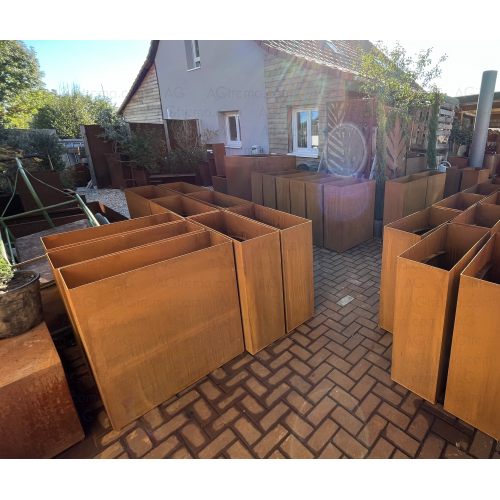 Bac rectangulaire sur-mesure en acier Corten à la pièce ou en petite série