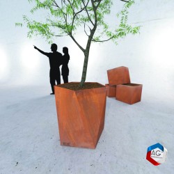 Bac à fleur flōs-quinquē, antiprisme pentagonal, ici en diamètre 70, hauteur 70cm